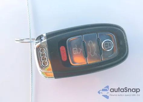 2011 Audi A4 2.0T Premium из США, поврежденный, VIN WAUAFAFL8BN032370